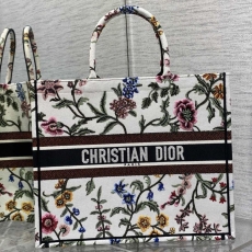 Christian Dior Shopping Bags